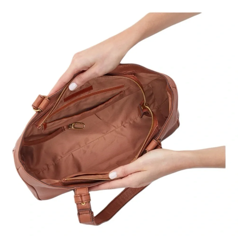 HOBO (NWT) Genuine Pebbled Leather, Autry Satchel in Cashew - Picture 3 of 8
